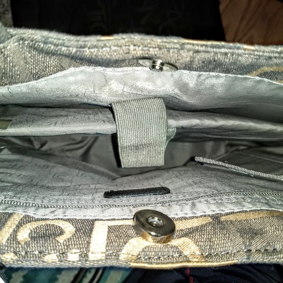 Claiborne Tote bag NWT weekend travel Brown Lap top Section DISCOUNT SHIPPING! - Picture 7 of 9